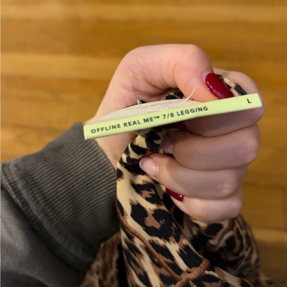 NWT Women’s Large Aerie Leopard Print 7/8 Leggings - Picture 7 of 9